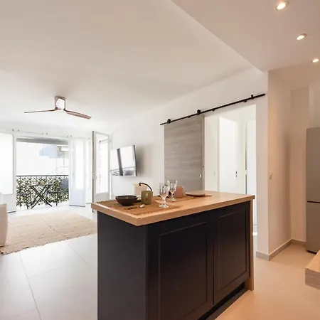 Bright 1-br Walk To The Cannes