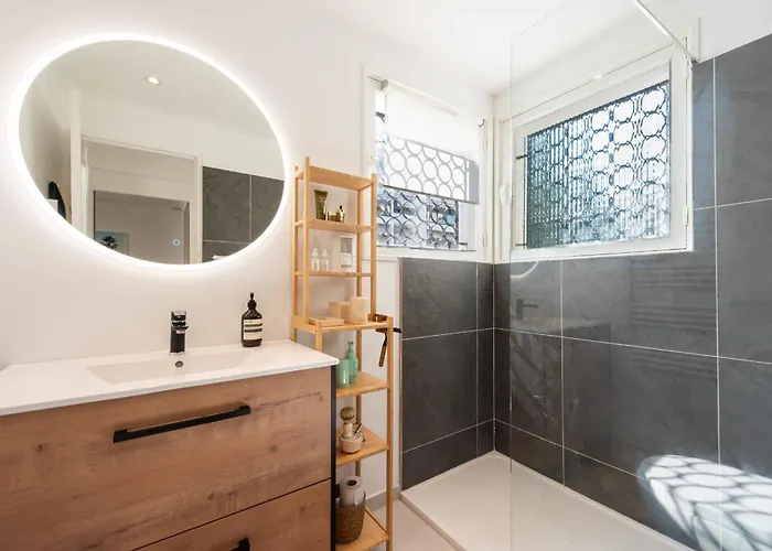 Bright 1-br Walk To The Apartamento Cannes